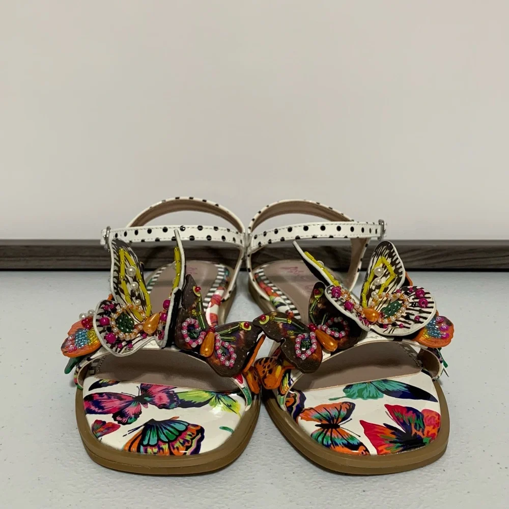 Betsey Johnson Dacie White Butterfly Sandal-Size 4 (Big Girl)/6 Women’s New